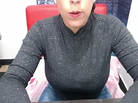 Snapshot of dalilah_pervertt chatting on 12.20.25 dalilah pervertt online show from 12.20.25