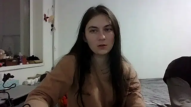 Snapshot of Twolatte1520 chatting on 12.14.25 Twolatte1520 online show from 12.14.25