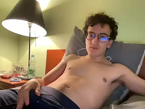 Snapshot of Poeta98@xh chatting on 11.05.25 Poeta98xh online show from 11.05.25