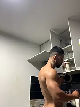 Ezzio Scolaro online show from 10.29.25