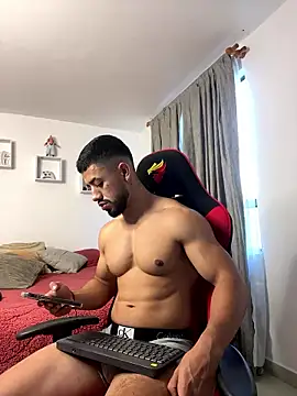 Ezzio Scolaro online show from 01.07.26