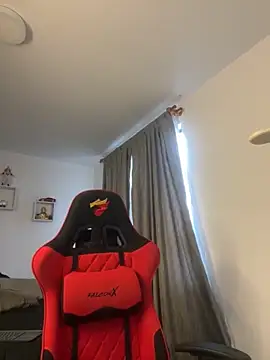 Ezzio Scolaro online show from 02.26.26