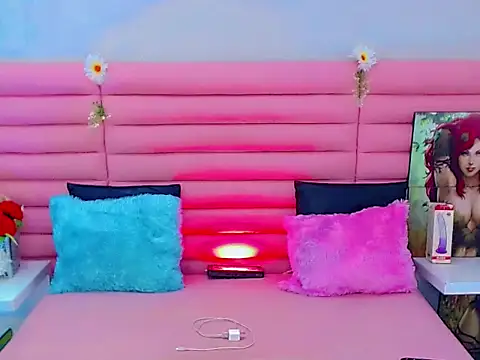 Snapshot of miss_dania75 chatting on 11.12.25 miss dania75 online show from 11.12.25