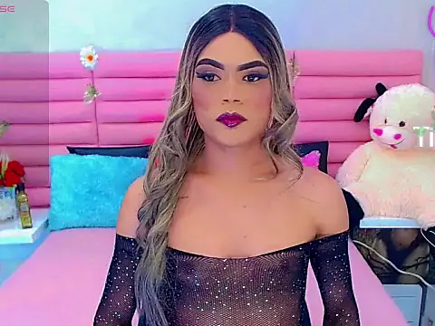 Snapshot of miss_dania75 chatting on 11.17.25 miss dania75 online show from 11.17.25