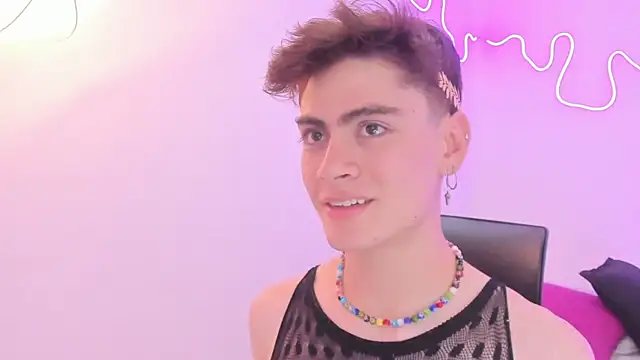 Sam Clark online show from 11.05.25