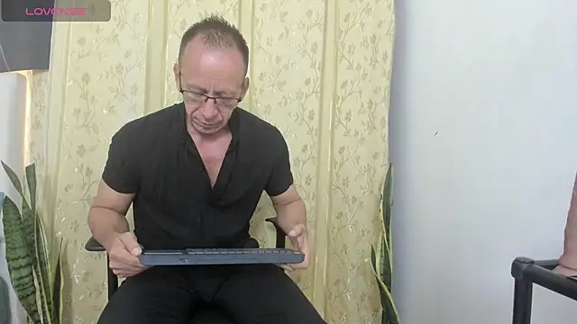  axelking  online show from 07.02.26