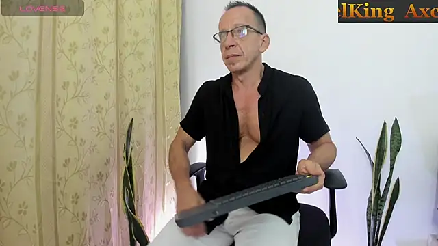  axelking  online show from 07.24.26
