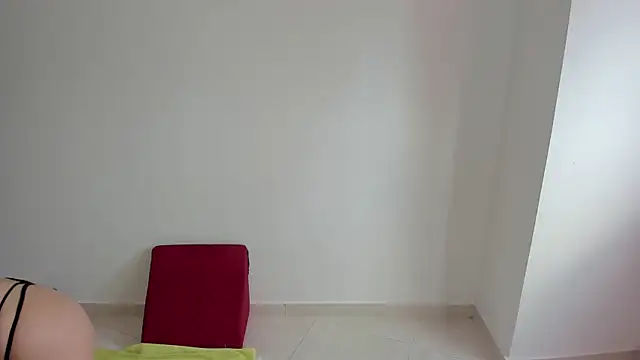 talianasweet03 online show from 11.13.25