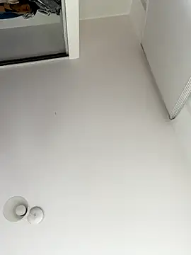 Snapshot of Maria-White chatting on 10.12.25 Maria-White online show from 10.12.25