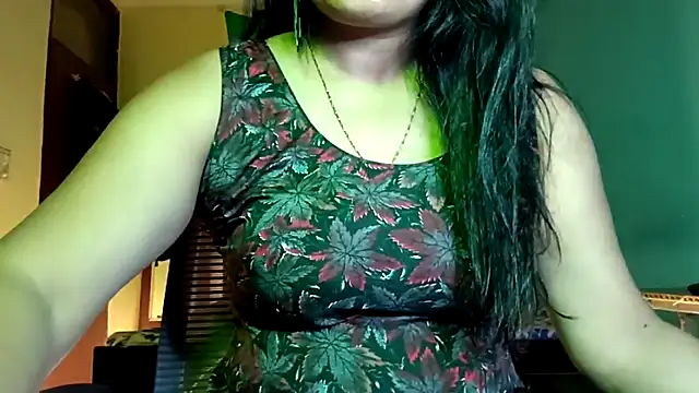 horny milf couple online show from 05.24.26