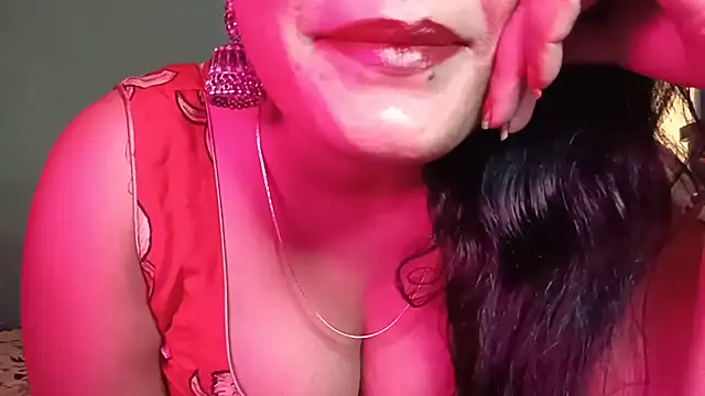 horny milf couple online show from 07.28.26