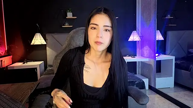 Snapshot of giapearl25 chatting on 11.23.25 giapearl25 online show from 11.23.25