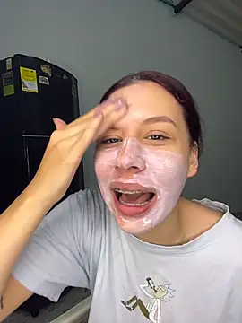 Snapshot of iisabella09 chatting on 11.13.25 iisabella09 online show from 11.13.25