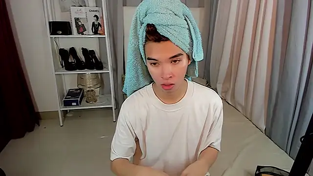 Snapshot of Yourdreamgoddess chatting on 01.12.26 Yourdreamgoddess online show from 01.12.26