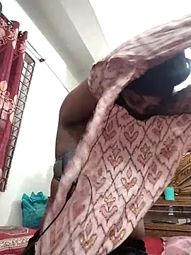 Queen-Any online show from 10.20.25