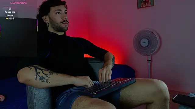 angel kyrozz online show from 02.27.26