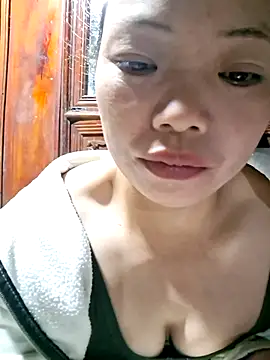 miomio-12 online show from 10.17.25