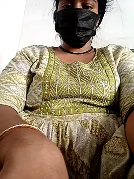 Snapshot of lasyalovely123456 chatting on 10.05.25 lasyalovely123456 online show from 10.05.25