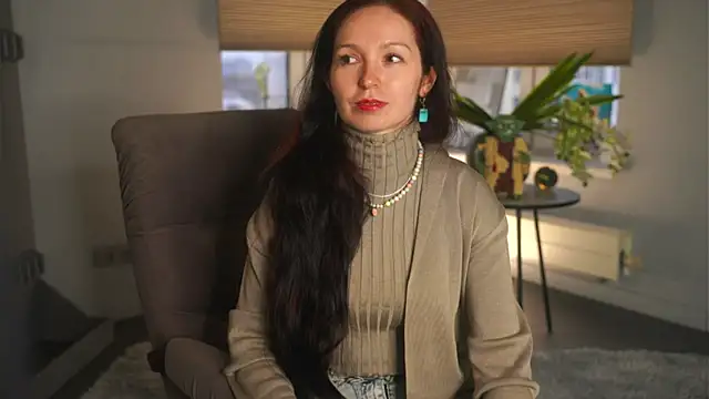Snapshot of DorineYbarra chatting on 10.15.25 DorineYbarra online show from 10.15.25