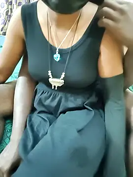 Snapshot of Chennai-couples chatting on 10.16.25 Chennai-couples online show from 10.16.25