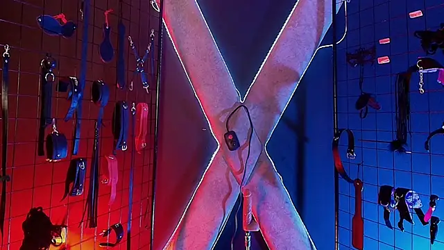 Snapshot of mranii_queen_bdsm_ chatting on 11.12.25 mranii queen bdsm online show from 11.12.25