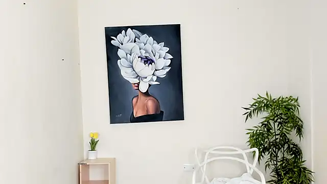 Snapshot of Gysel_flyn chatting on 11.11.25 Gysel flyn online show from 11.11.25