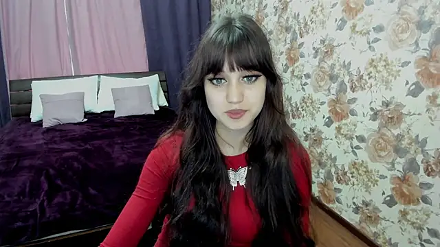 Snapshot of TiffanyYounge chatting on 10.14.25 TiffanyYounge online show from 10.14.25