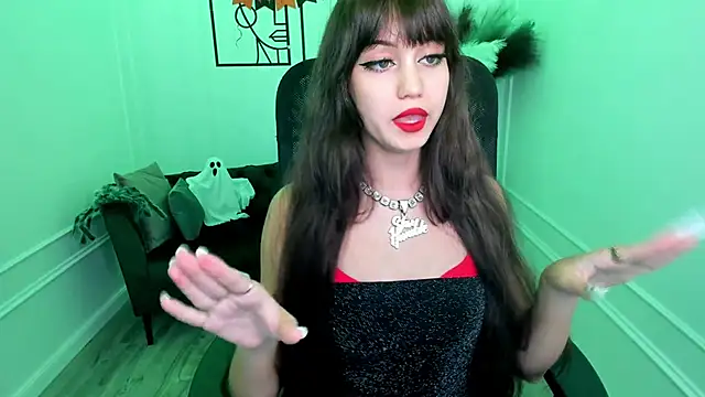 Snapshot of TiffanyYounge chatting on 10.23.25 TiffanyYounge online show from 10.23.25