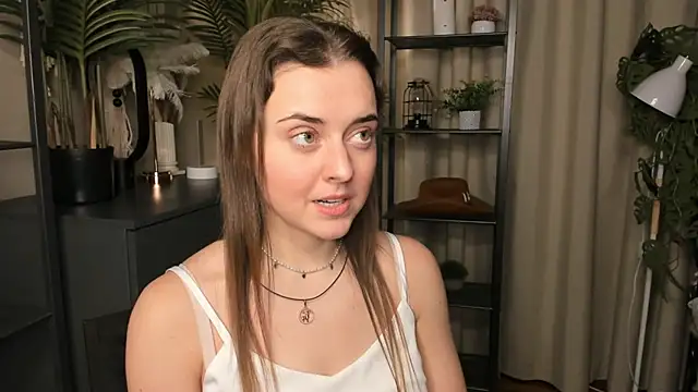 ThelmaJusto online show from 11.27.25