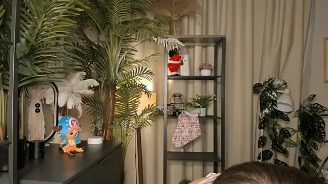 ThelmaJusto online show from 02.15.26