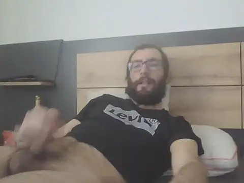 Snapshot of Arbneh69 chatting on 02.19.26 Arbneh69 online show from 02.19.26