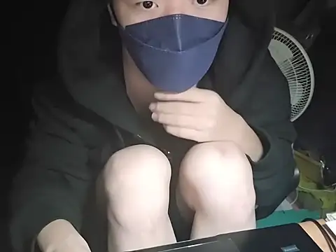 Snapshot of fox165 chatting on 12.02.25 fox165 online show from 12.02.25