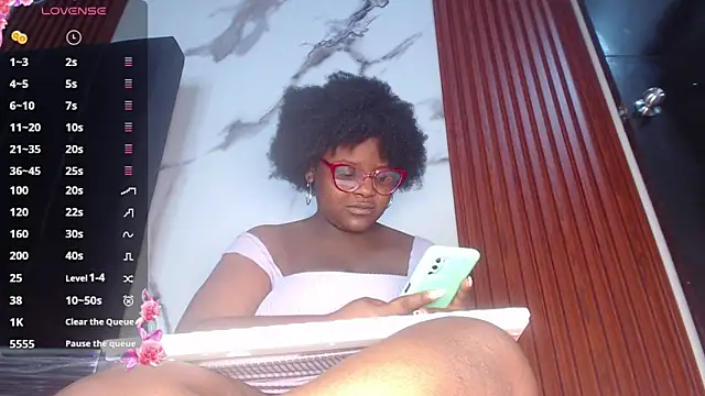 Kim Browns online show from 05.26.26