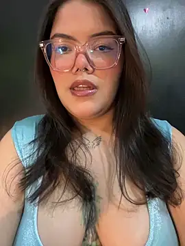 Snapshot of GabrielleMarsh1 chatting on 12.21.25 GabrielleMarsh1 online show from 12.21.25