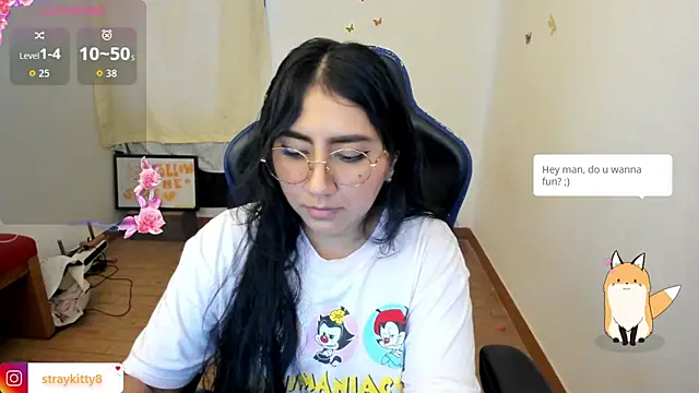 Snapshot of LoveLyy- chatting on 02.14.26 LoveLyy- online show from 02.14.26