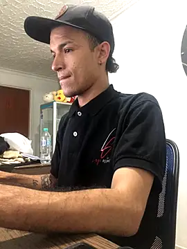 santyrestrepo online show from 10.07.25