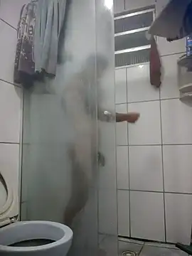 Snapshot of wellpauduro1994 chatting on 10.21.25 wellpauduro1994 online show from 10.21.25