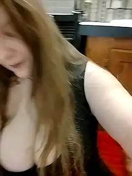 AugustRayn online show from 05.03.26