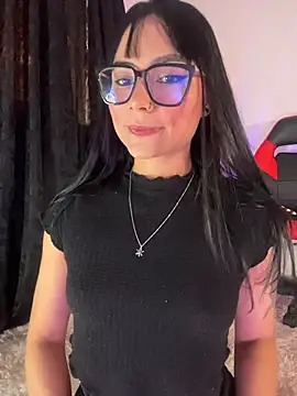 AlannaDollx online show from 11.05.25