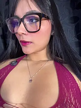 Snapshot of AlannaDollx chatting on 03.21.26 AlannaDollx online show from 03.21.26