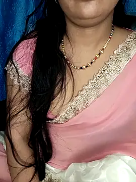 Snapshot of Rashmi_011 chatting on 05.17.26 Rashmi 011 online show from 05.17.26