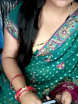 Snapshot of Rashmi_011 chatting on 06.10.26 Rashmi 011 online show from 06.10.26
