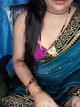 Snapshot of Rashmi_011 chatting on 06.26.26 Rashmi 011 online show from 06.26.26