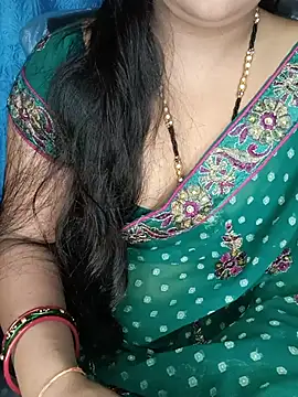 Snapshot of Rashmi_011 chatting on 07.10.26 Rashmi 011 online show from 07.10.26