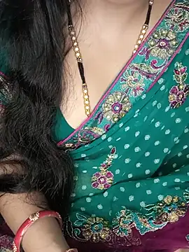 Snapshot of Rashmi_011 chatting on 07.27.26 Rashmi 011 online show from 07.27.26