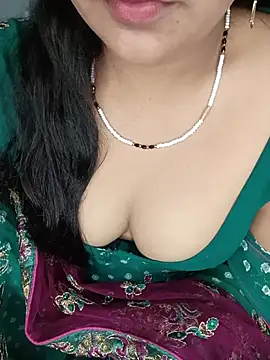 Snapshot of Rashmi_011 chatting on 08.01.26 Rashmi 011 online show from 08.01.26