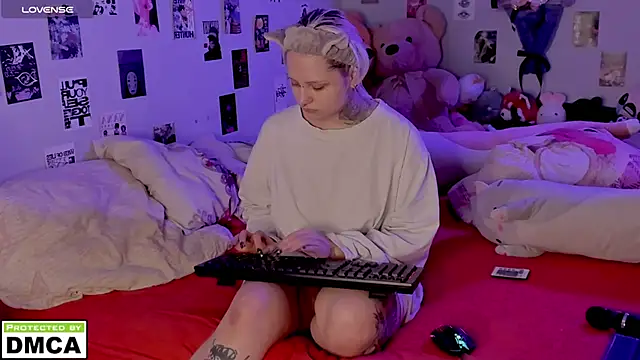 Snapshot of bixxxiz chatting on 02.17.26 bixxxiz online show from 02.17.26