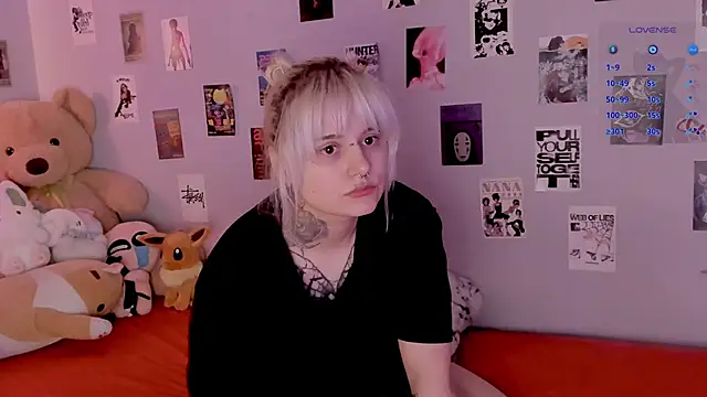 Snapshot of bixxxiz chatting on 02.26.26 bixxxiz online show from 02.26.26