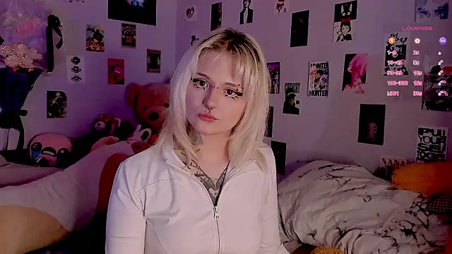 Snapshot of bixxxiz chatting on 03.02.26 bixxxiz online show from 03.02.26