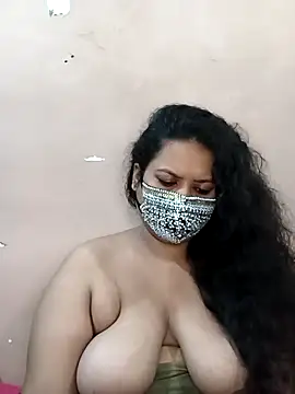 Snapshot of Mallika-collage chatting on 11.02.25 Mallika-collage online show from 11.02.25